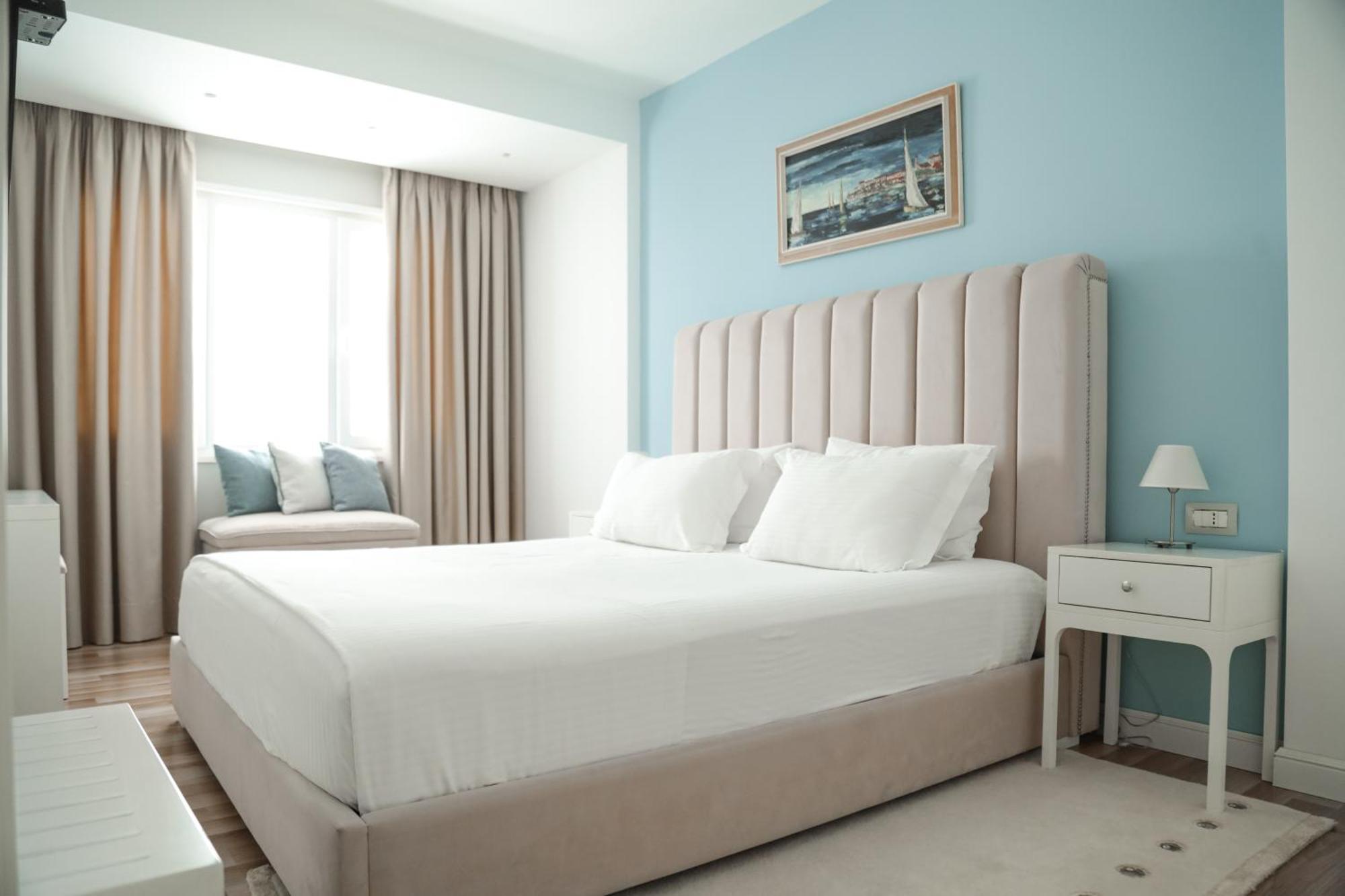 Limani Deluxe Apartments Sarandë エクステリア 写真
