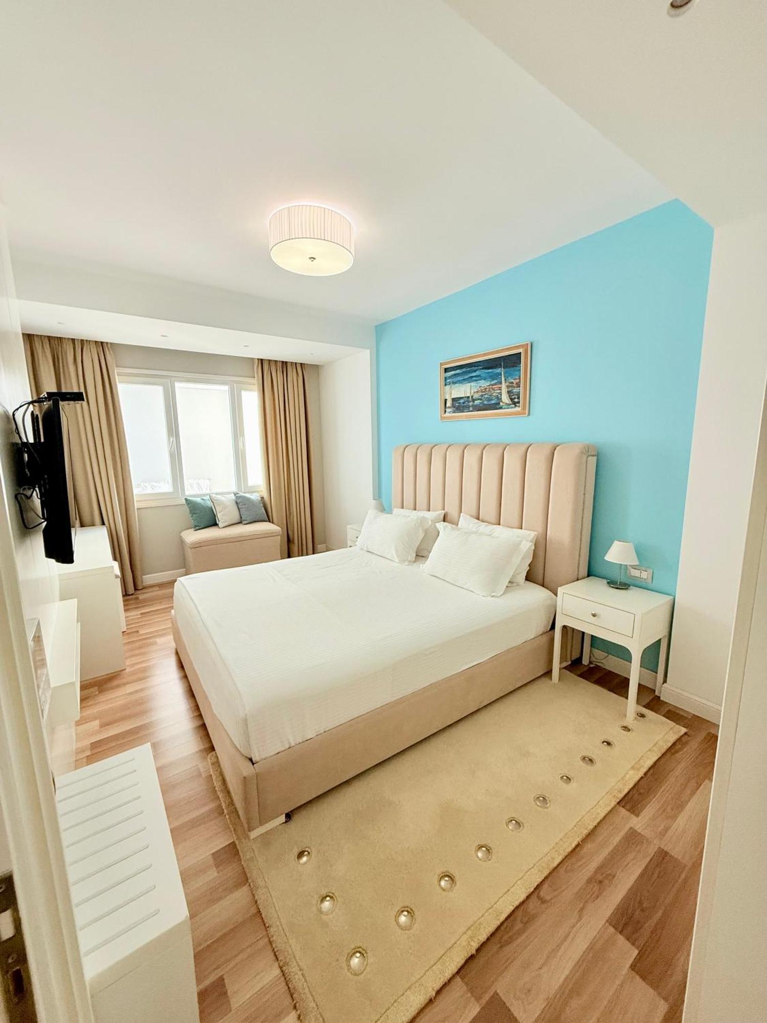 Limani Deluxe Apartments Sarandë エクステリア 写真
