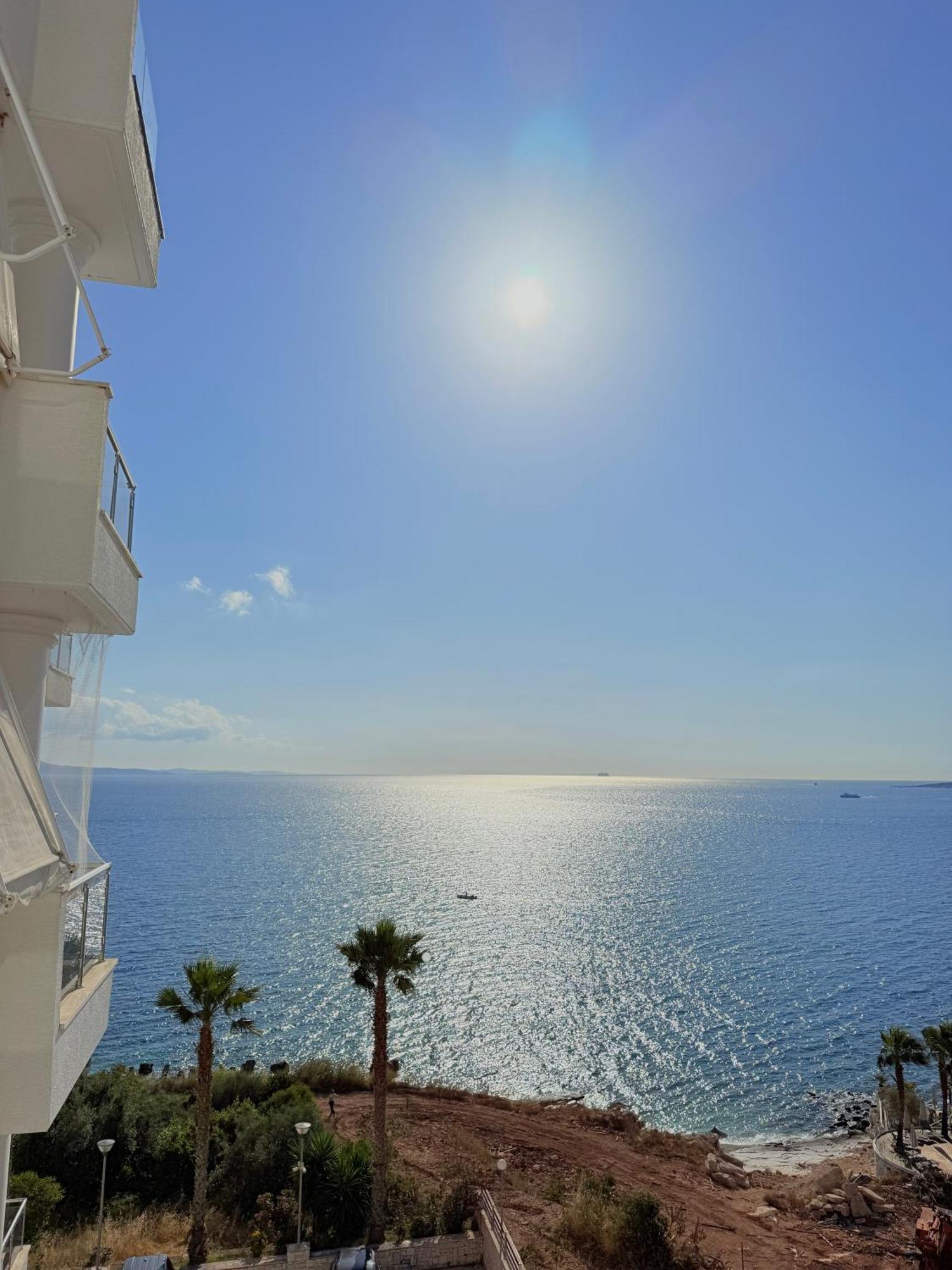 Limani Deluxe Apartments Sarandë エクステリア 写真