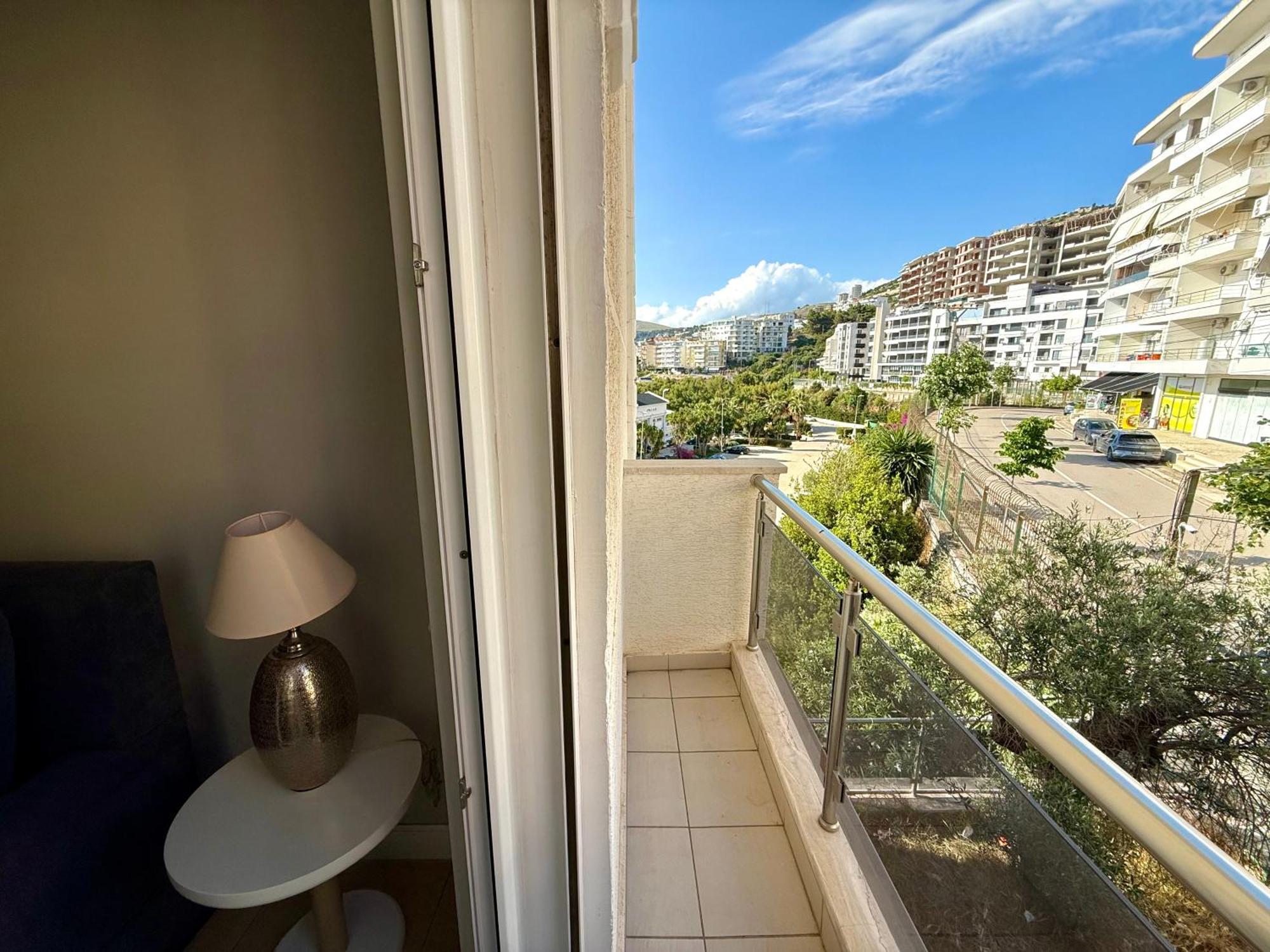 Limani Deluxe Apartments Sarandë エクステリア 写真